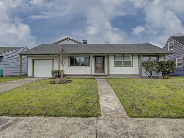 9234 SE Salmon St, Portland, OR 97216