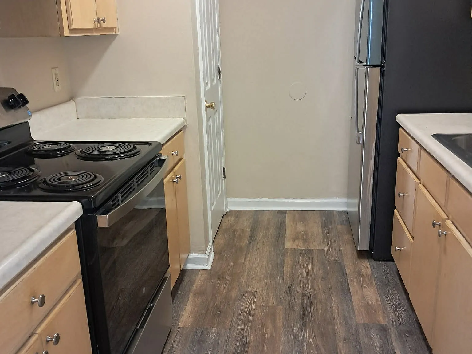 3 bed, 1152 sqft, $1,025 — Photo 2
