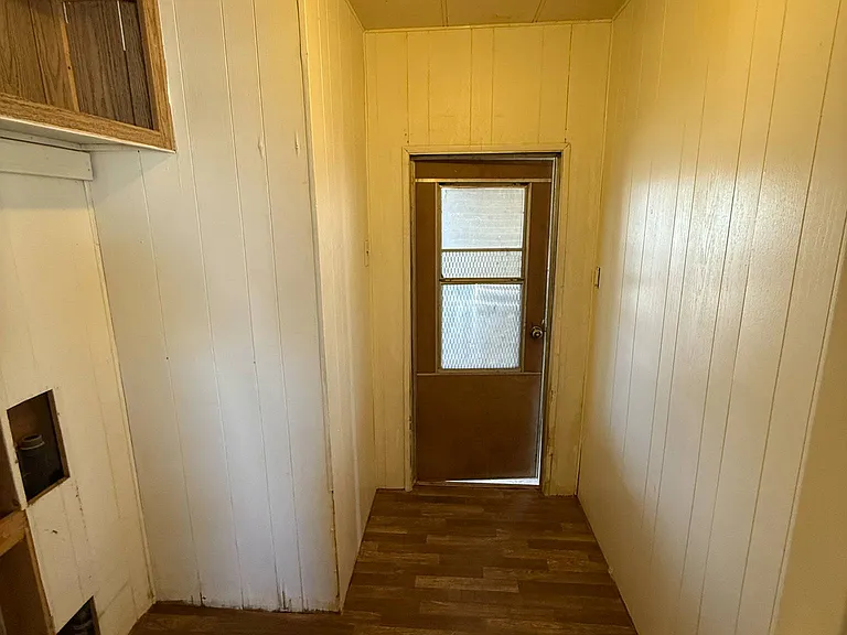 8221 S Taylor Ln — Photo 20