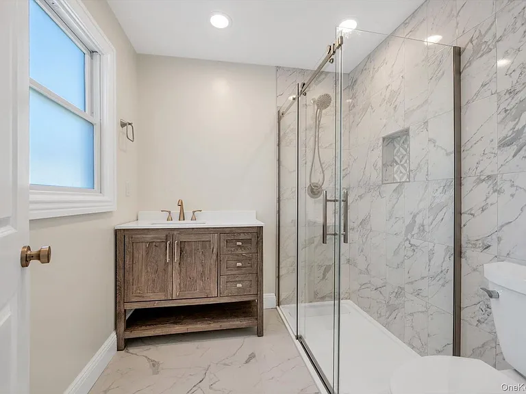 68 Edgewood Rd #B — Photo 13