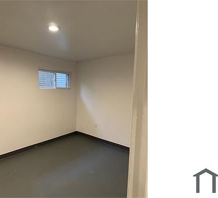 1st image of 1700 Dounton St