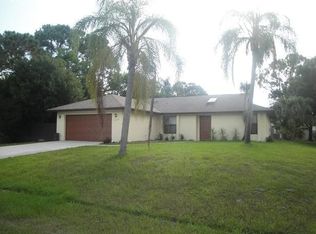 2225 SE Lucaya St, Port Saint Lucie, FL 34952