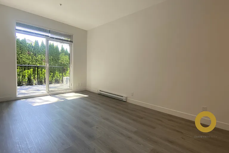 700 Clarke Rd #203 — Photo 5