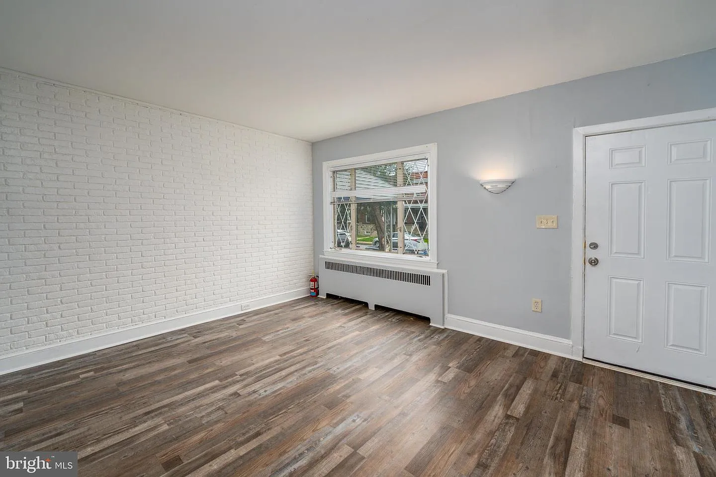 4 bed, 1204 sqft, $1,800 — Photo 3