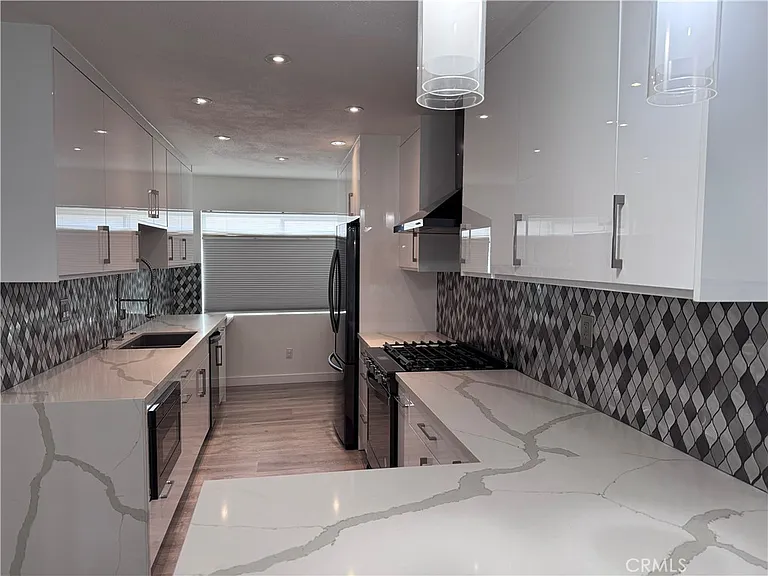 6241 1/2 Nita Ave — Photo 9