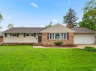 1340 Winona Ave, Aurora, IL 60506