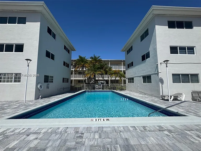 462 Golden Isles Dr #203 — Photo 20