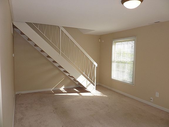 3rd image of 2633 Thornbrier Ct #4-B