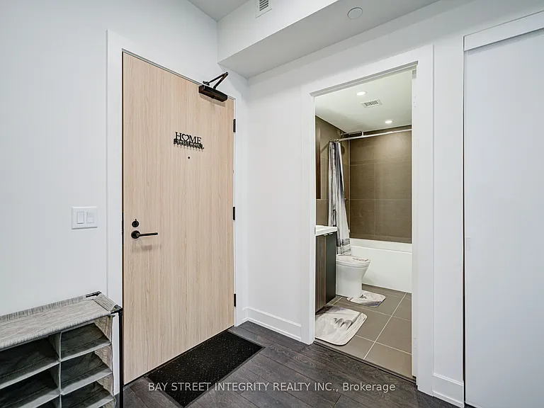 15 Mercer St #2102 — Photo 3