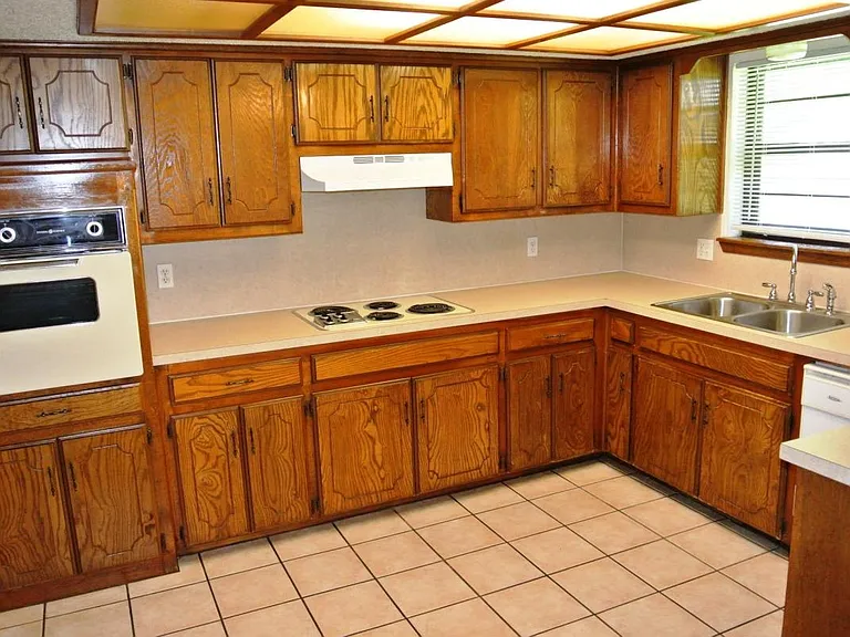 1411 W Aries Rd — Photo 4
