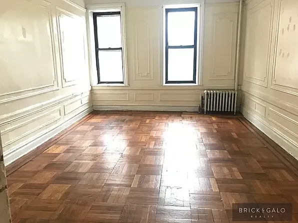 10 Midwood Street image 1 of 8