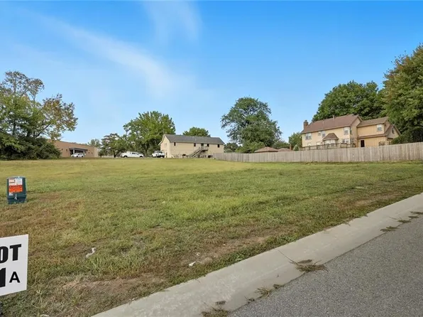 108 Melinda Dr, Kearney, MO 64060