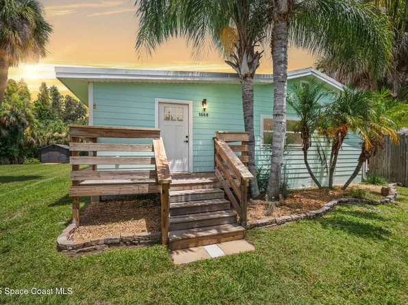 1668 Oceana Dr, Merritt Island, FL 32952