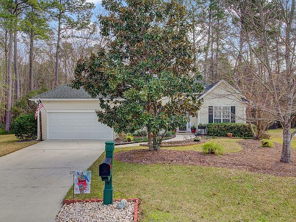 2nd image of 619 Fairway Forest Dr