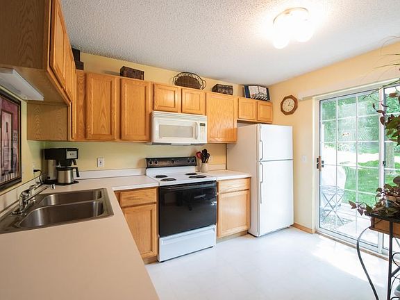 5th image of 1821 Southcross Dr #2401