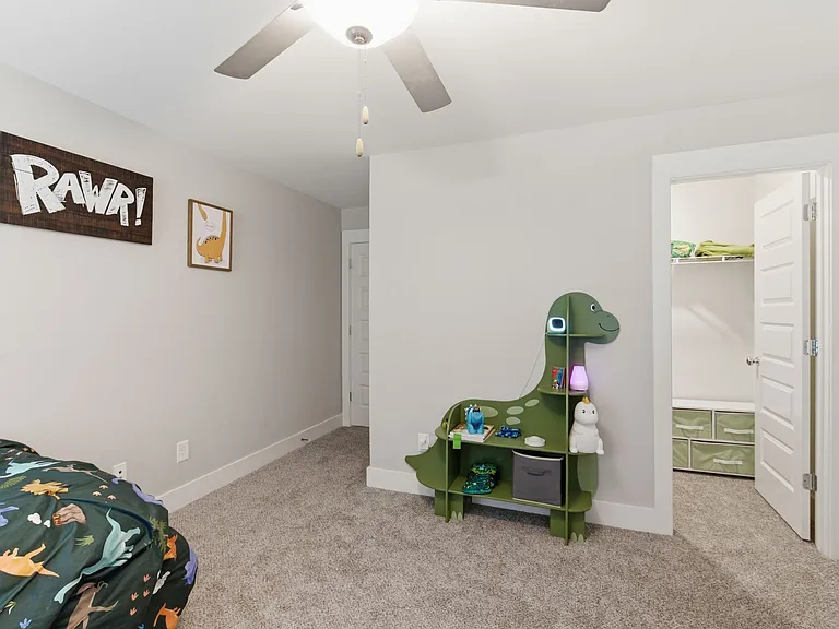 8649 Lawson Dr — Photo 20