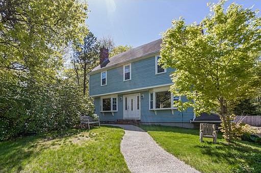 1st image of 11 Baldwin Cir