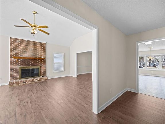 5th image of 1214 Raspberry Run