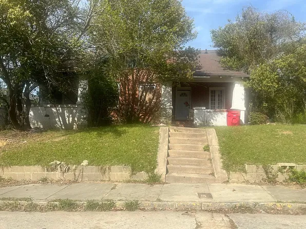 1851 Coleman Ave, Macon, GA 31201