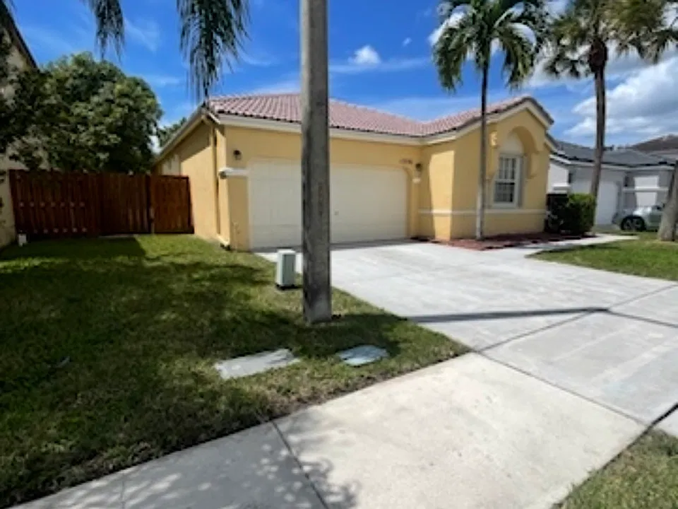 1356 NW 159th Ln
