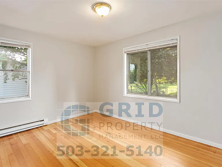 1108 Grand Blvd — Photo 8