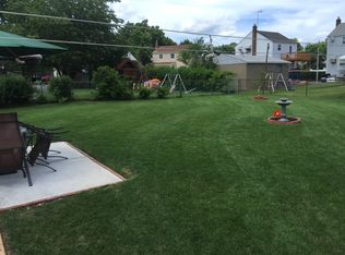 30 Carrelton Dr, Paterson, NJ