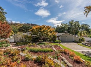 884 Wildwood Trl, Santa Rosa, CA 95409