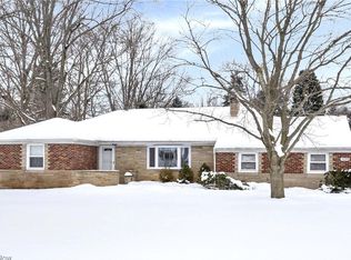 9583 E River Rd, Elyria, OH 44035