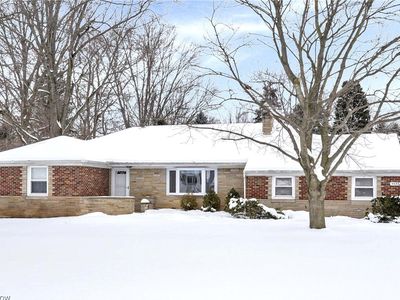 9583 E River Rd, Elyria, OH, 44035