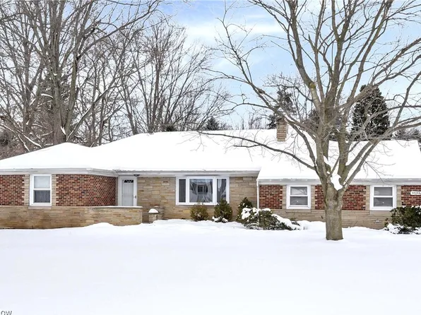 9583 E River Rd, Elyria, OH 44035