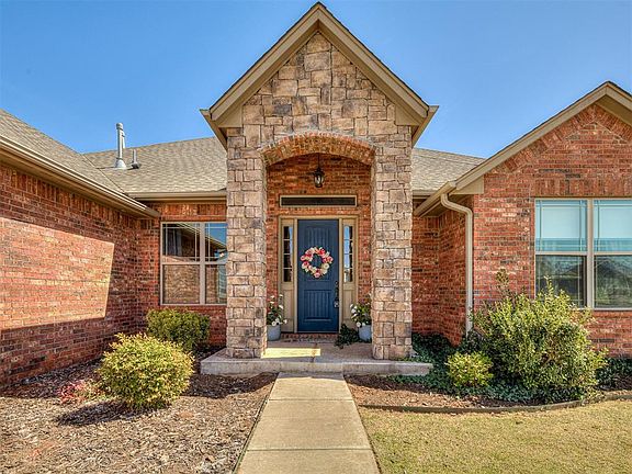 3rd image of 13544 Creek View Dr