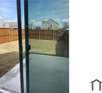 715 Tower Rd — Photo 28