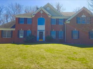 202 Bennington Ter, Paramus, NJ 07652