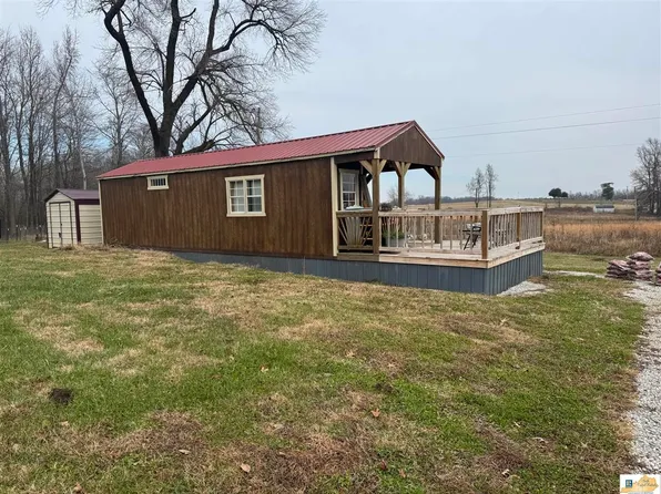 150 Center Three Springs Rd, Horse Cave, KY 42749