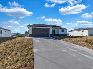 4207 25th St SW, Lehigh Acres, FL 33976