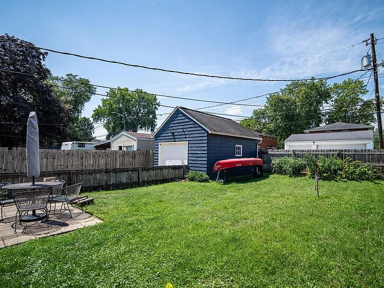 221 Haldy Ave — Photo 23