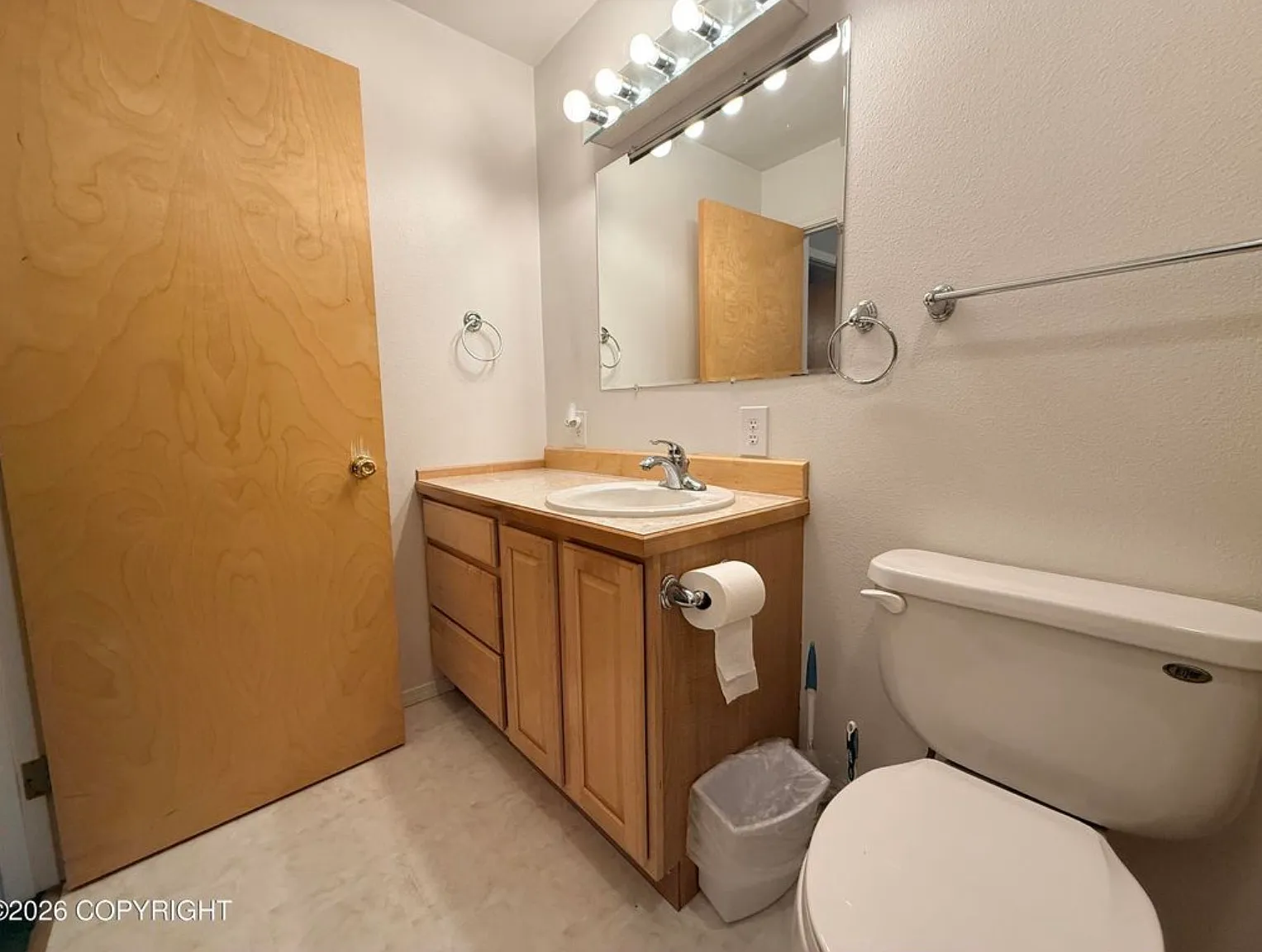 2 bed, 1344 sqft, $2,000 — Photo 4