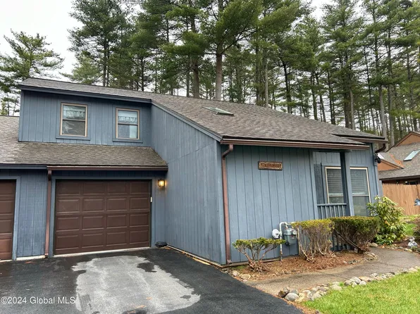 38 Elizabeth Lane, Queensbury, NY 12804