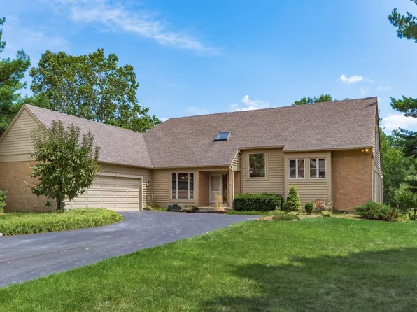 8816 Finlarig Dr, Dublin, OH 43017
