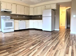 923 Flanders Rd, Coventry, CT 06238