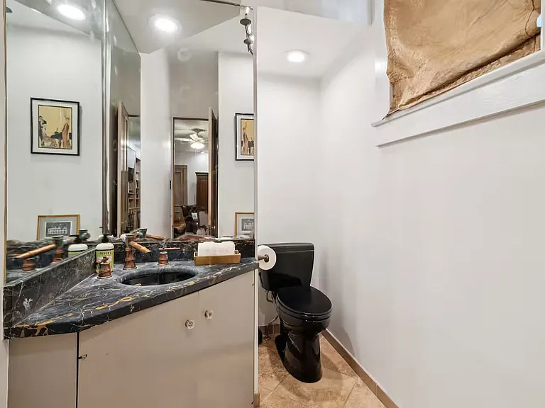 1115 Henry Clay Ave — Photo 11