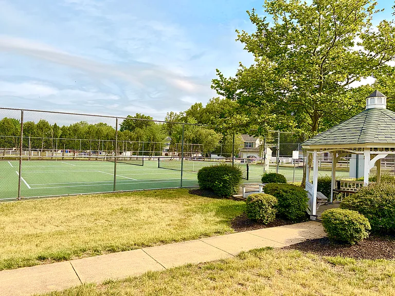 8301 Kingsbench Ct — Photo 10