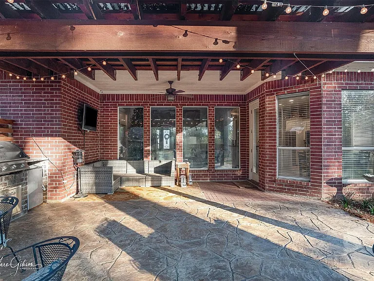 1310 Bay Ridge Dr — Photo 36