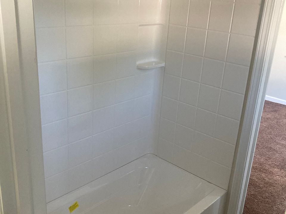 2nd image of 1018 James St
