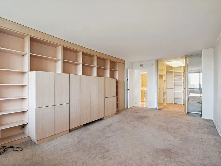 2401 Pennsylvania Ave #15A2 — Photo 12