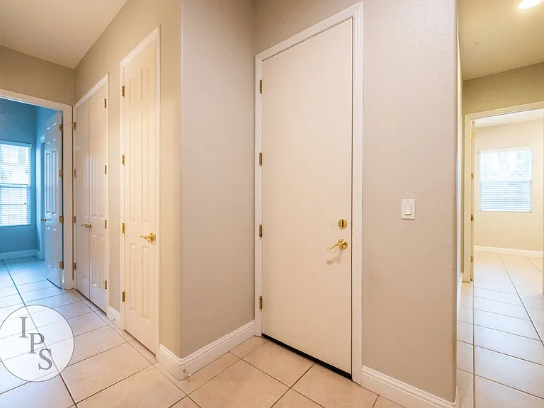 32 W Serena Ave — Photo 12