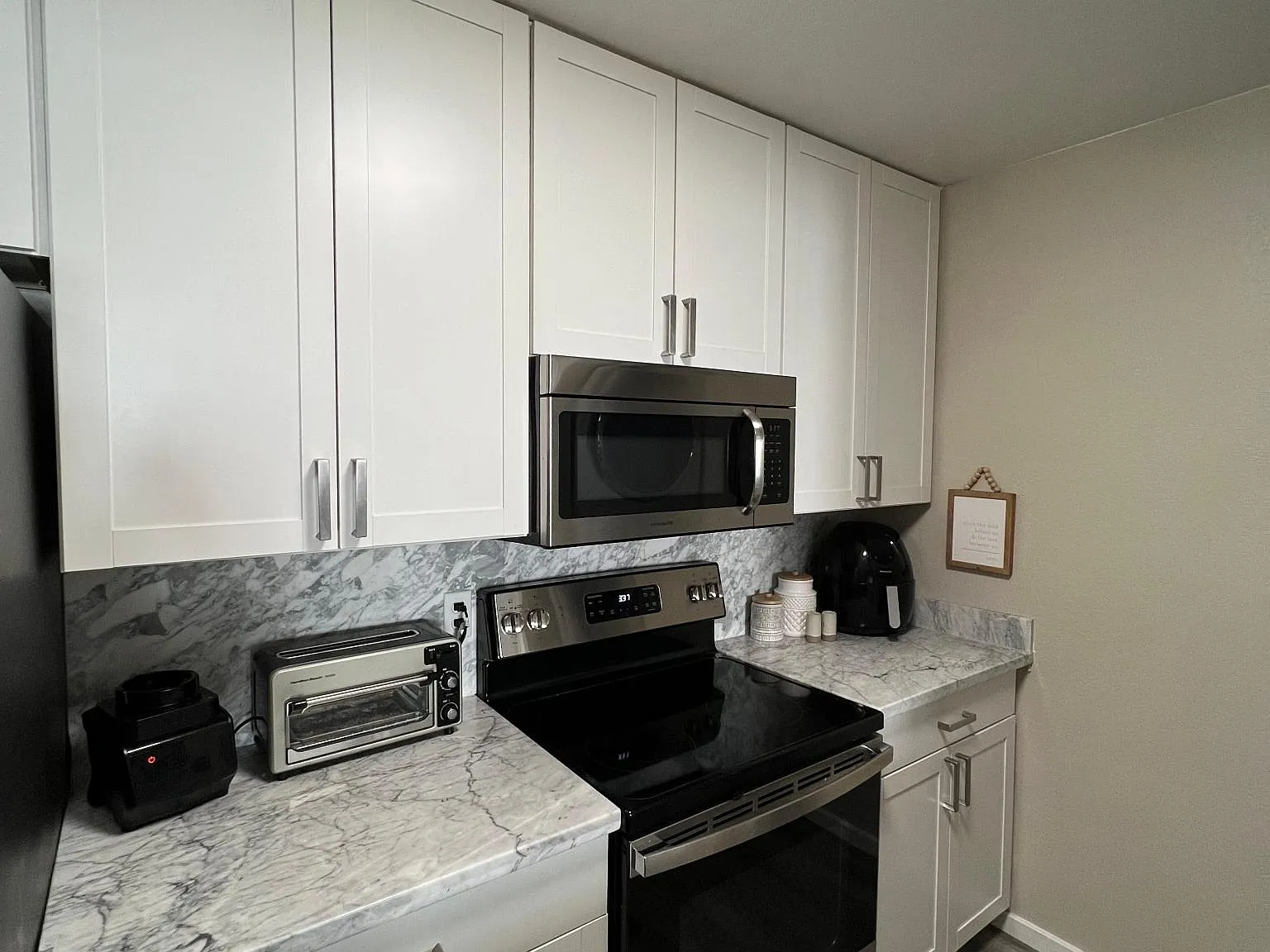 2938 N 61st Pl — Photo 3