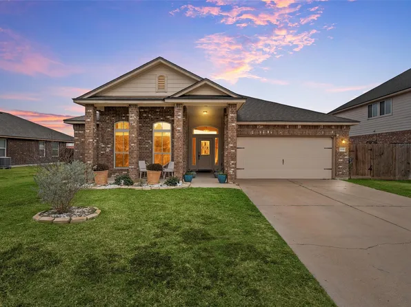 9945 Caney Creek Dr, Waco, TX 76708