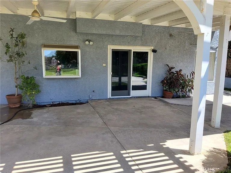 25540 Pembrook Pl — Photo 32