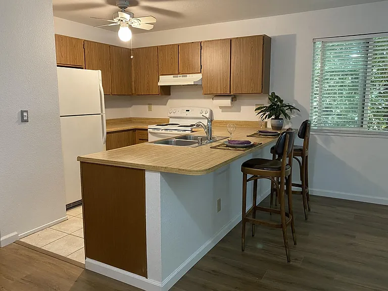 50 Creek Ct — Photo 3